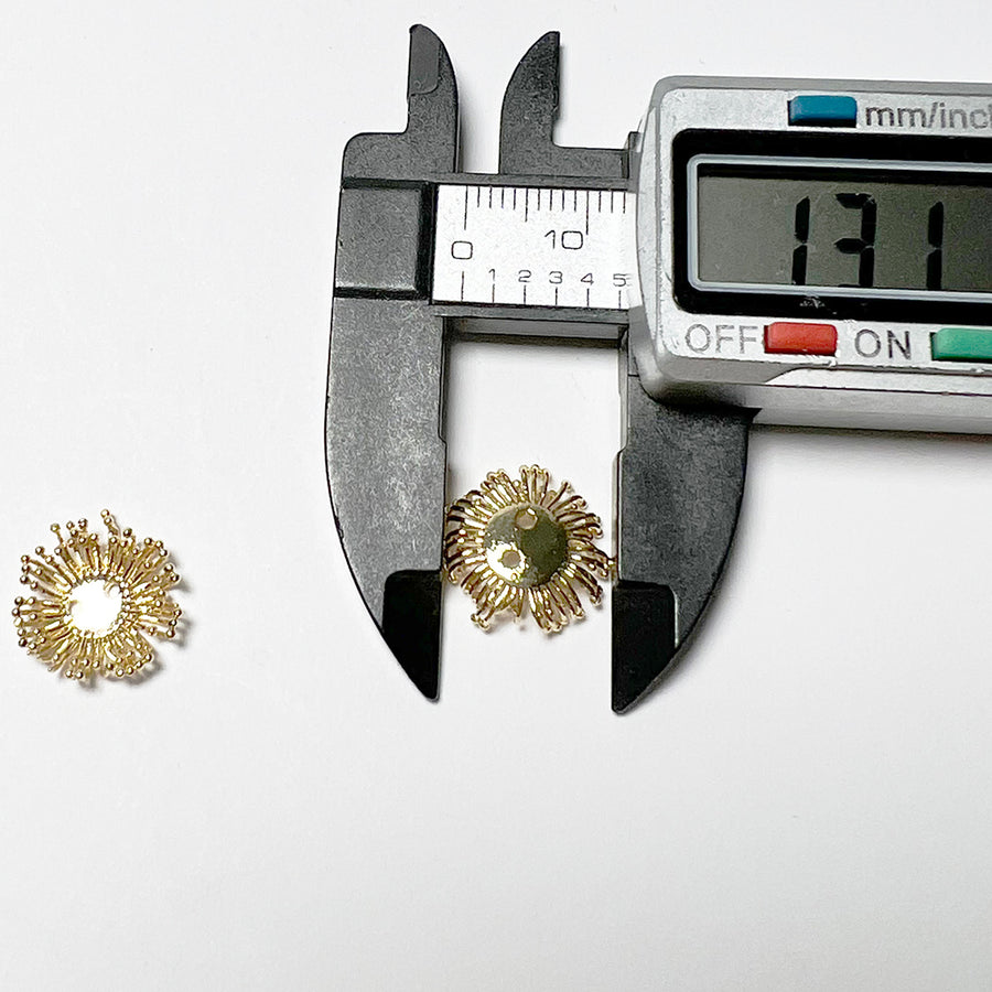 Todos os tipos de rolhas de sino de latão banhadas a ouro para fabricação e design de joias