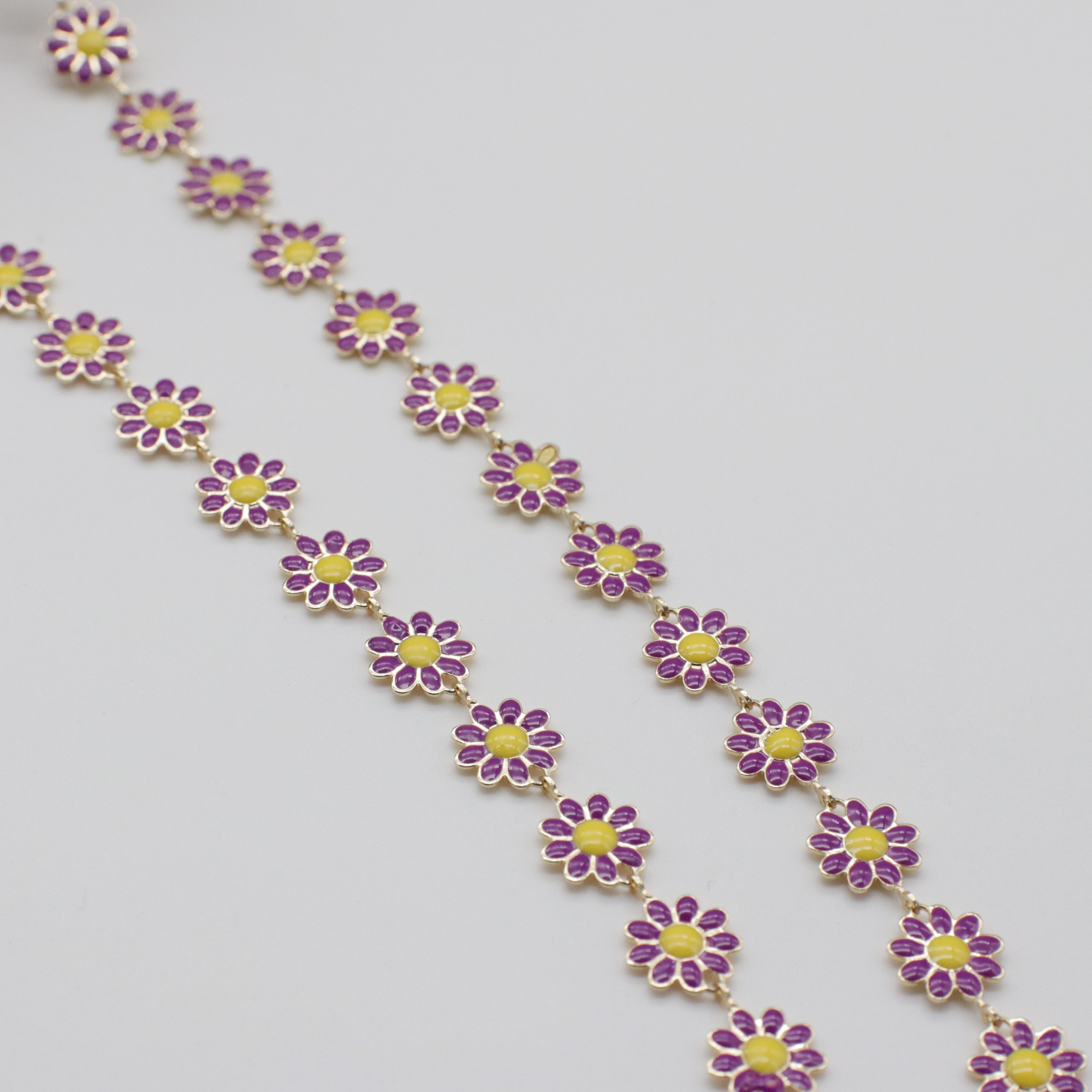 10 mm vergoldete emaillierte Sonnenblume-Messingkette für Schmuckdesign