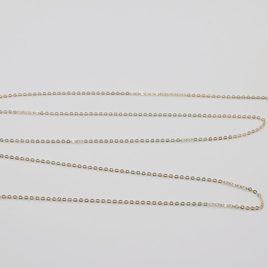 Corrente oval de latão clássica de 1,7 x 2,2 mm planejada com fio de 0,3 mm de espessura banhado a ouro para design de joias