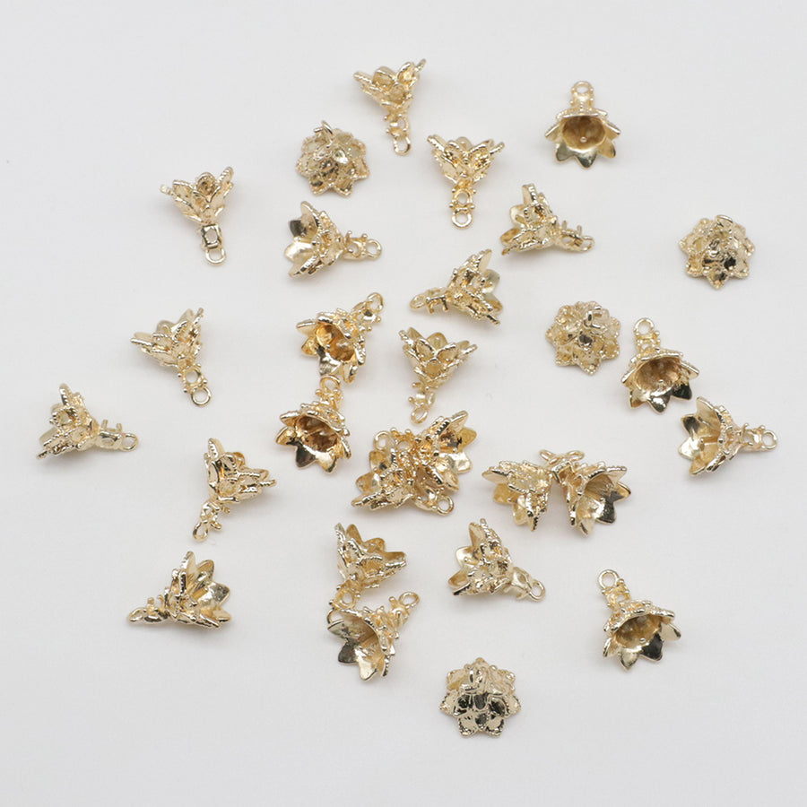 Todos os tipos de rolhas de sino de latão banhadas a ouro para fabricação e design de joias