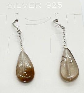 Sterilng silver earring with natural stone