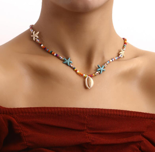 Schöne mehrfarbige Bohemia-Halskette