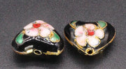 Perles en émail multicolores en forme de coeur